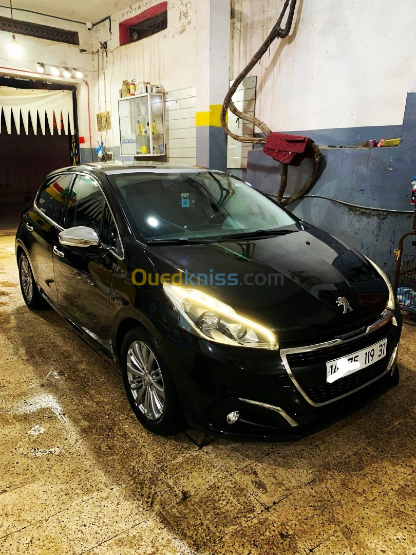 Peugeot 208 2019 Allure Facelift