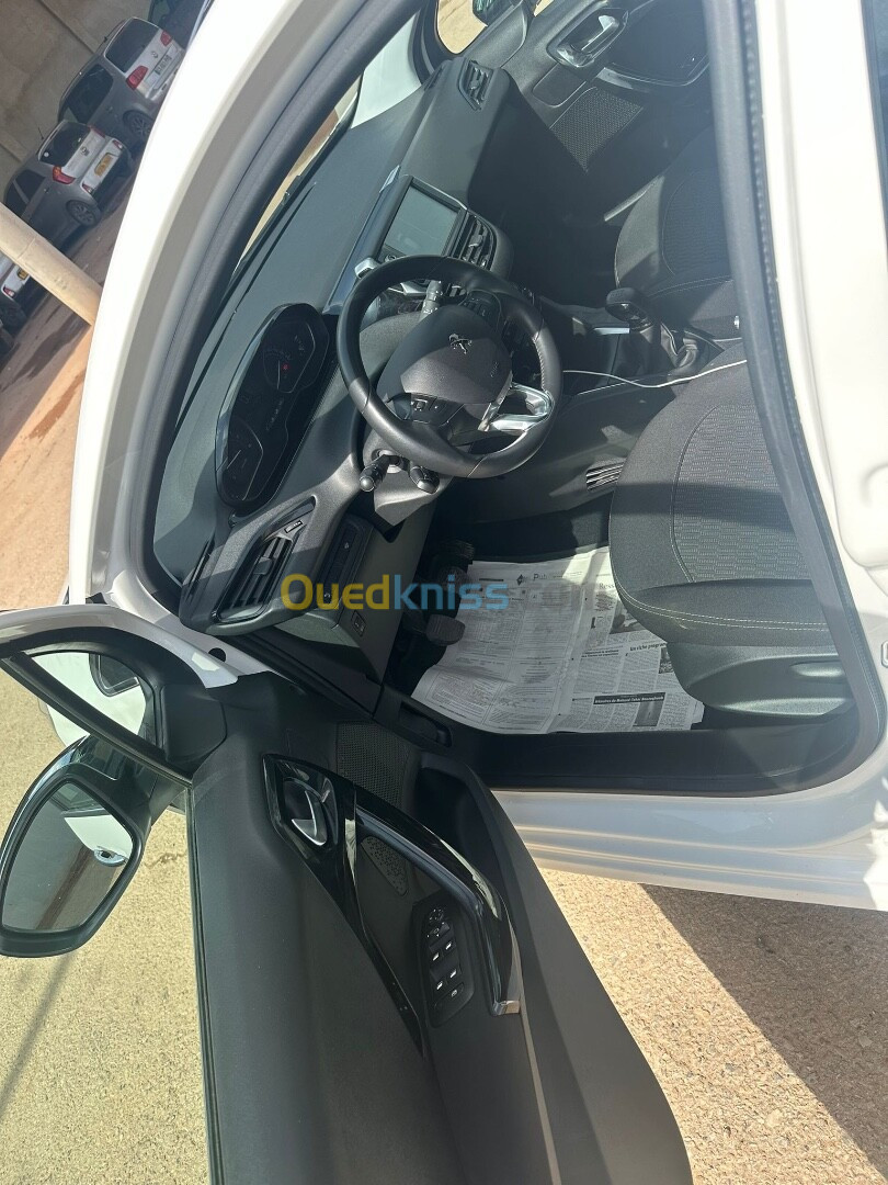 Peugeot 208 2019 Allure Facelift