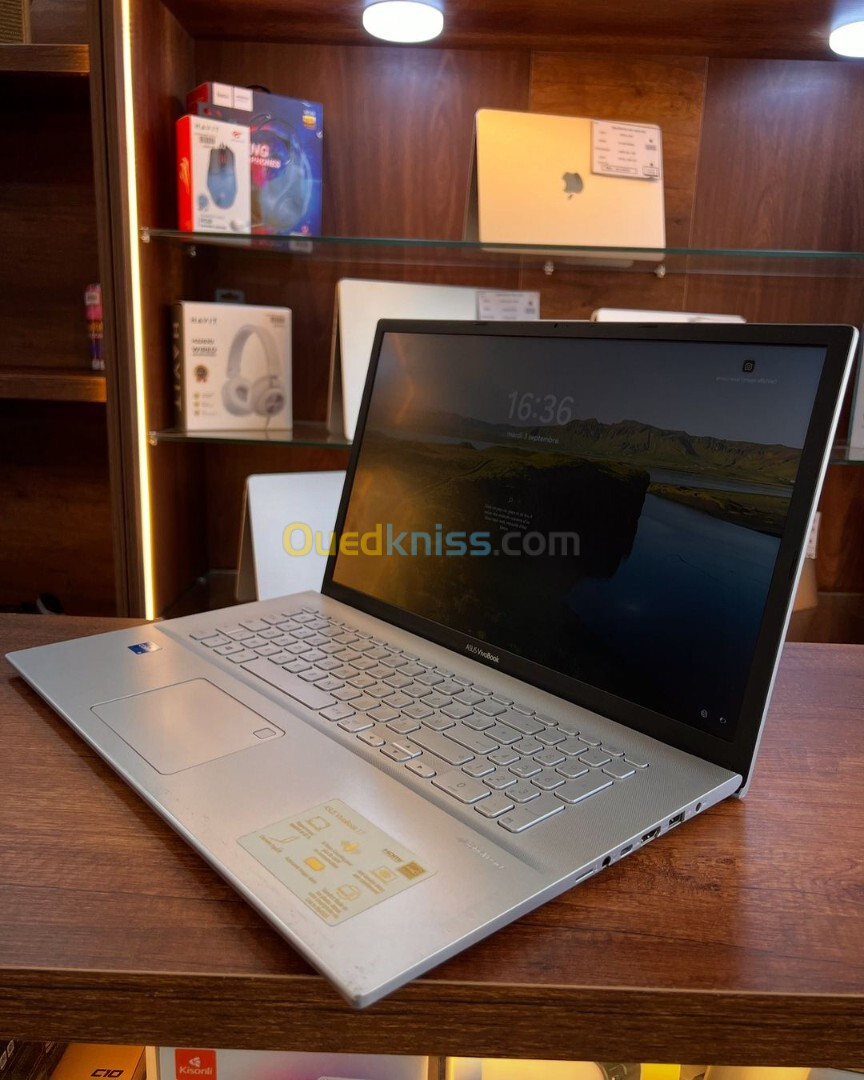 ASUS VIVOBOOK X712 I5 11eme 8gb/512gb iris xe