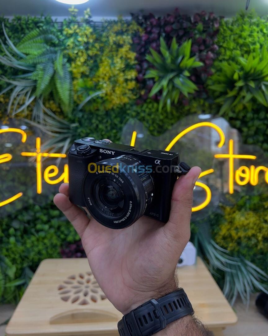 Sony A6000 avec 16-50mm en excellent état batterie et chargeur  Click : 8k