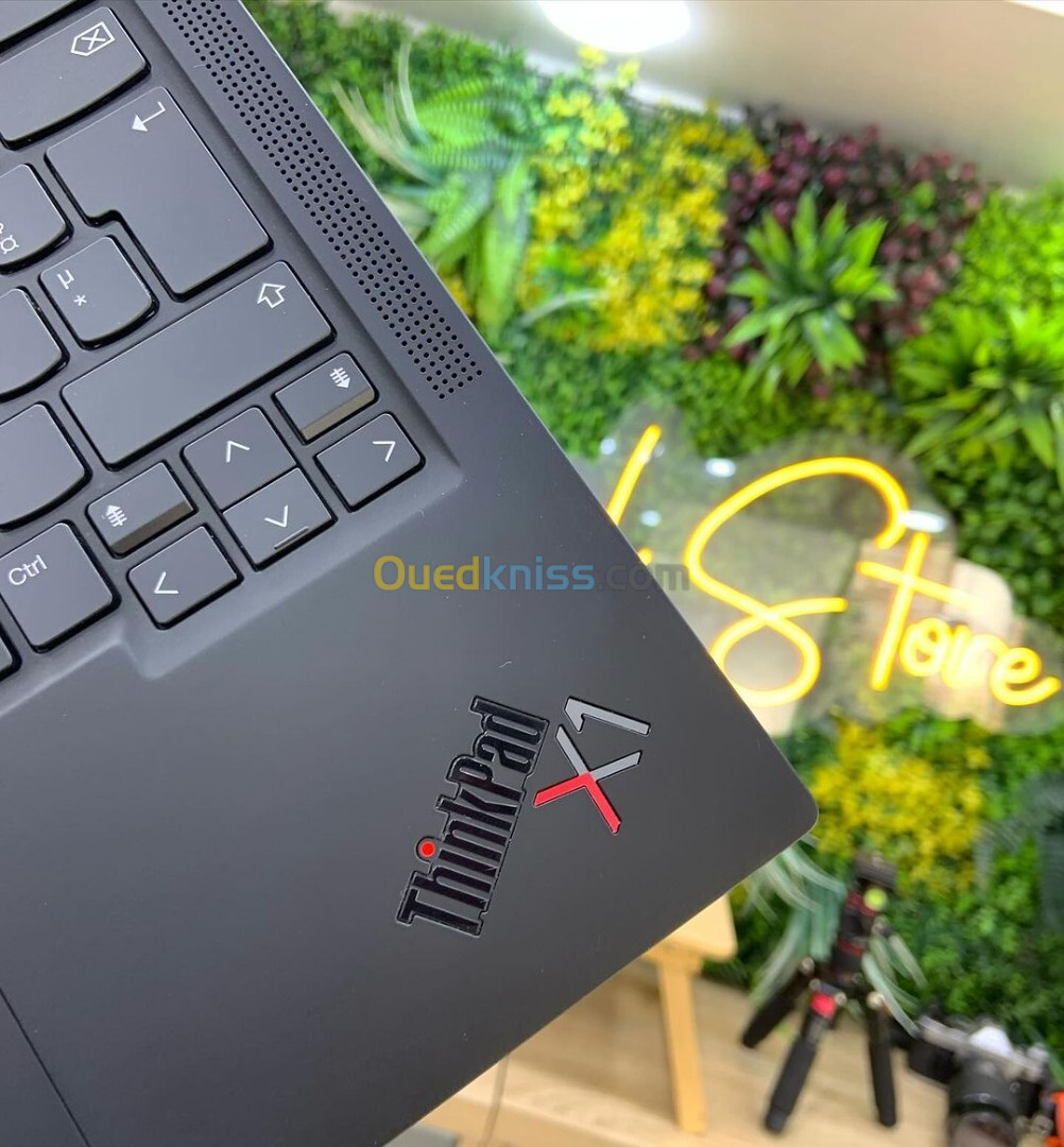 LENOVO THINKPAD X1 CARBON I7 12eme 16gb/512gb iris xe