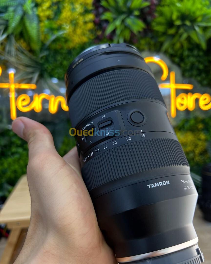 TAMRON LENS 35-150mm F/2-2.8 pour sony en excellent état avec deux bouchons et parasol