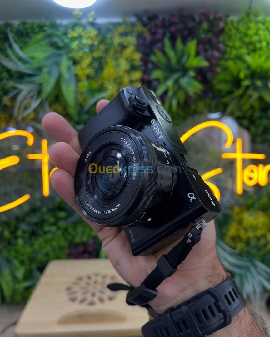 Sony A6000 avec 16-50mm en excellent état batterie et chargeur  Click : 8k