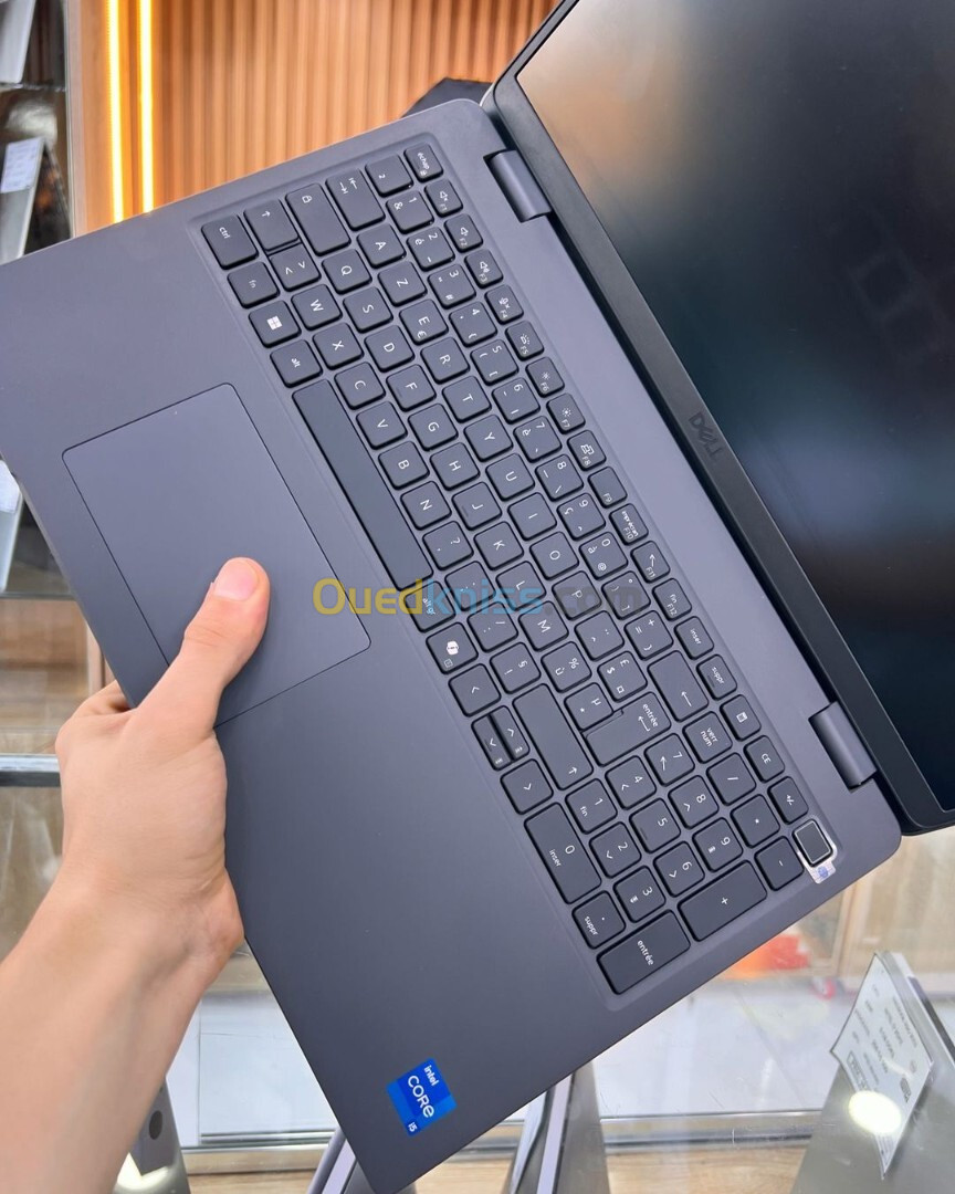 DELL LATITUDE 3550 I5 13EME 16GB/512GB IRIS XE