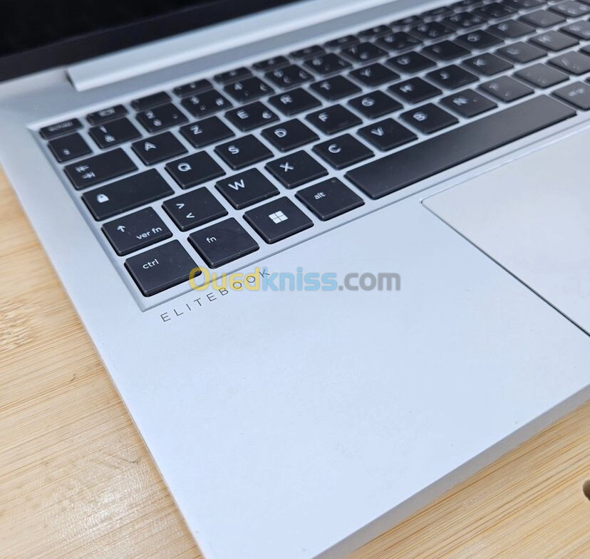 HP PROBOOK 640 G9 I5 12eme 16gb/256gb iris xe 