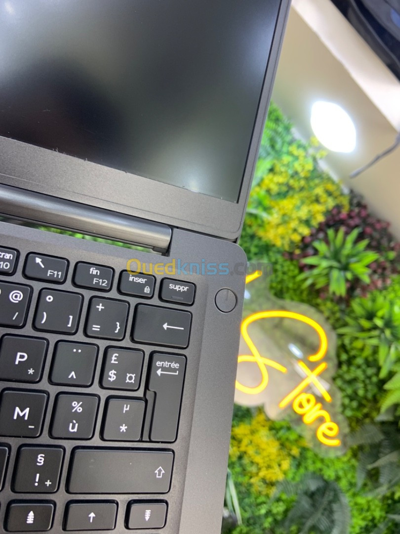 DELL LATITUDE 7300