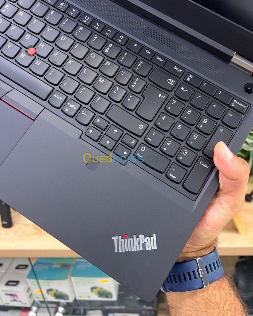 LENOVO THINKPAD P15 I5 10eme 16gb/512gb  NVIDIA QUADRO T1000