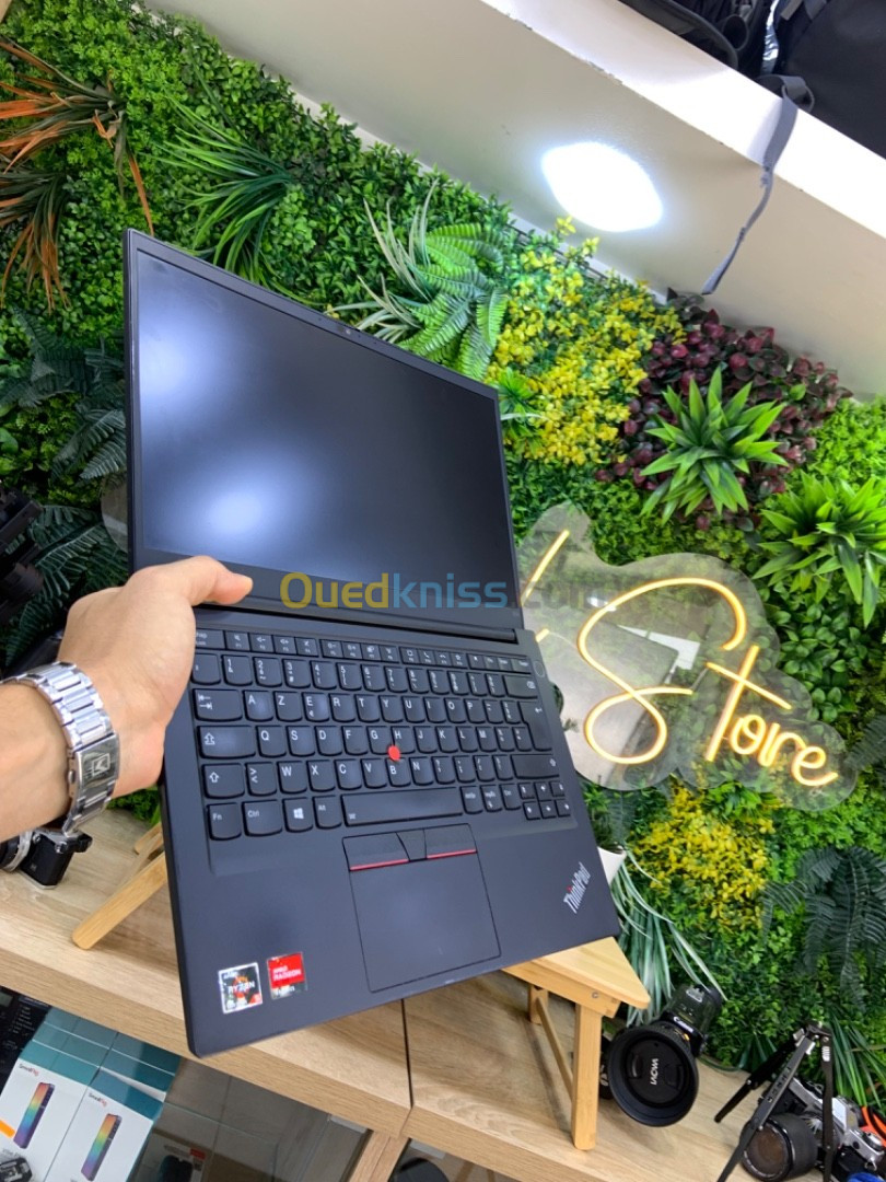 LENOVO THINKPAD E14