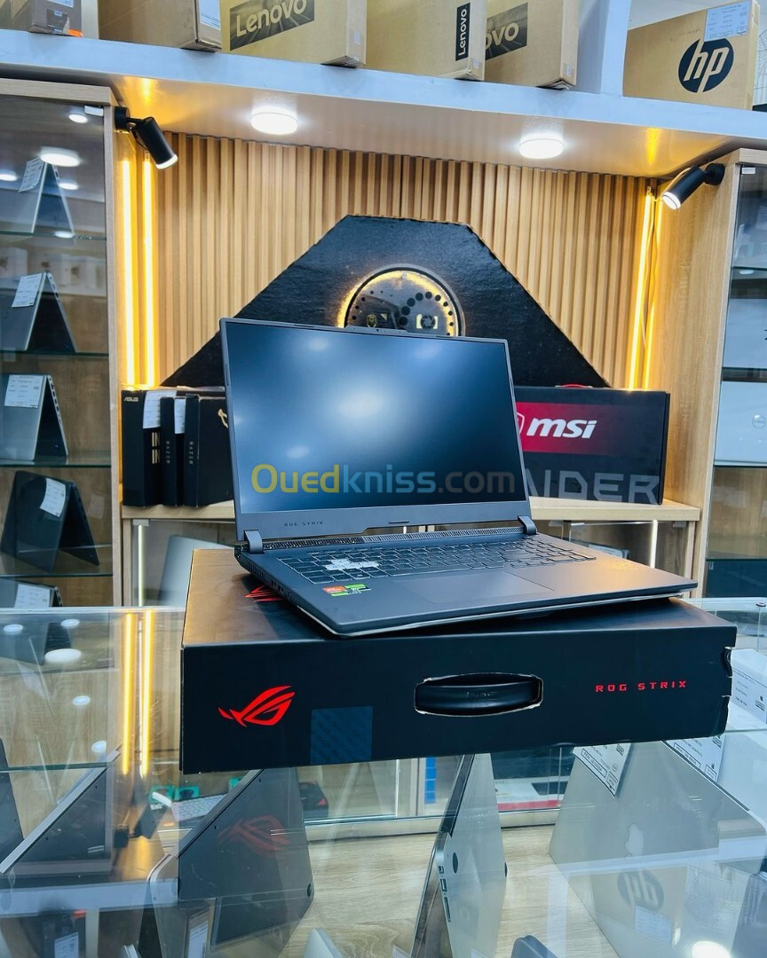 ASUS ROG STRIX G713P  RYZEN 9 HX 16GB/512GB NVIDIA RTX 4060