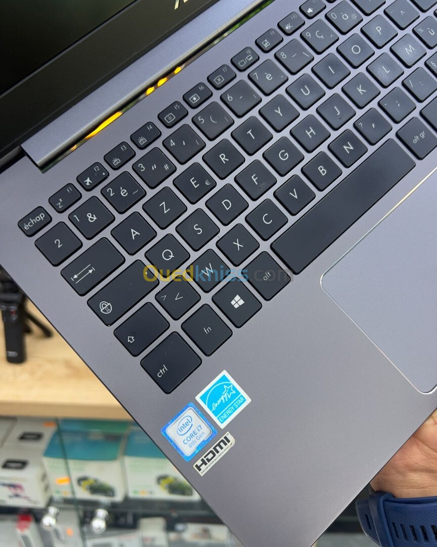 ASUS ZENBOOK I7 8eme 8gb/512gb 