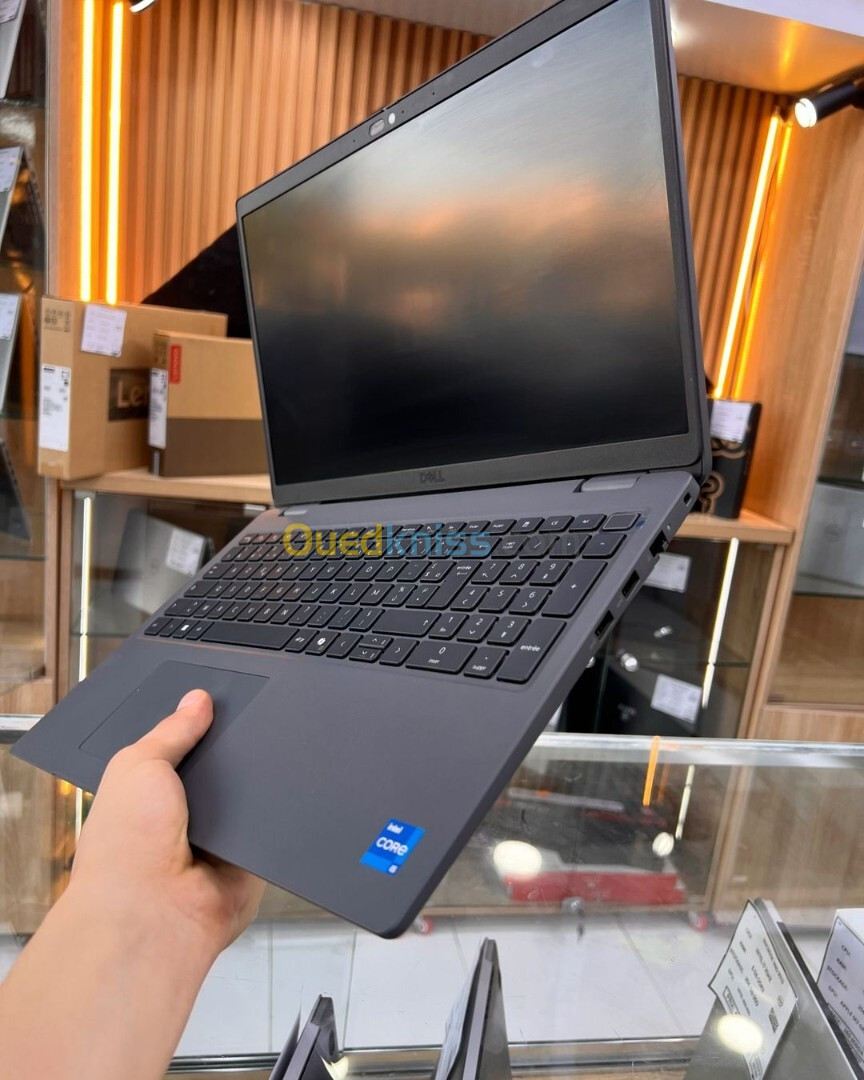 DELL LATITUDE 3550 I5 13EME 16GB/512GB IRIS XE