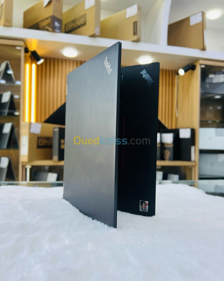 LENOVO YOGA L13 YOGA AMD RYZEN 3 16GB/256GB  AMD VEGA 6 X360 