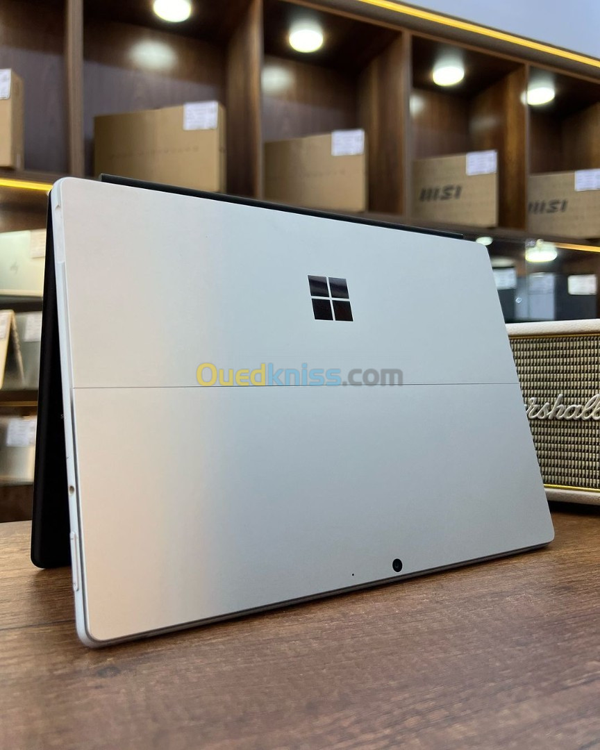 MICROSOFT SURFACE Pro 8 I5 11eme 8gb/256gb IRIS XE GRAPHIQUE