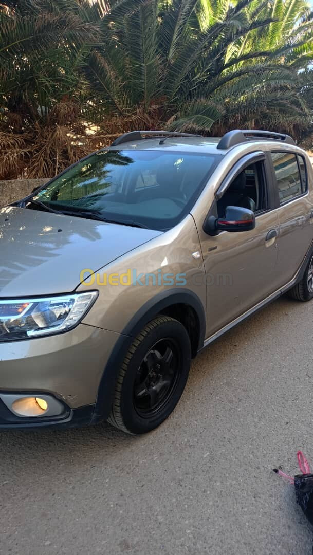 Dacia Sandero 2019 Techroad