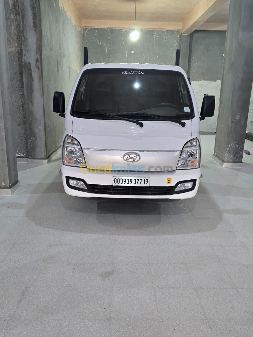 Hyundai H100 2022 