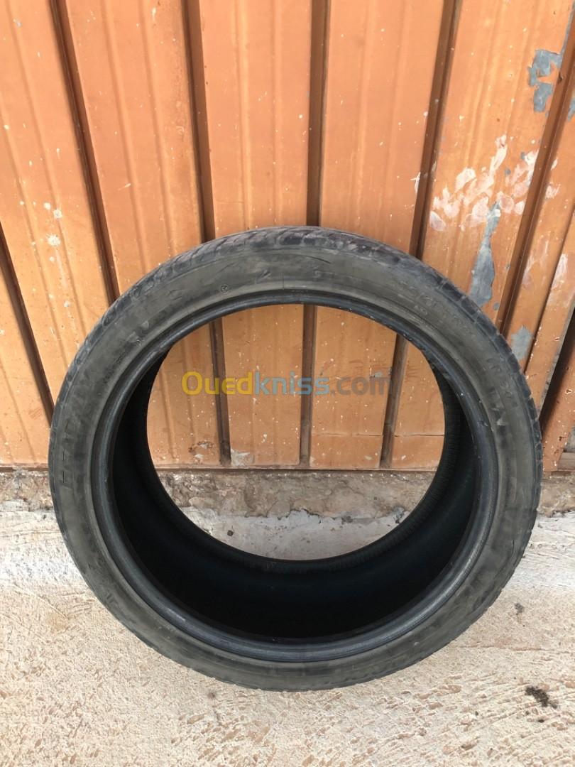 1 Pneu 265/40 R21