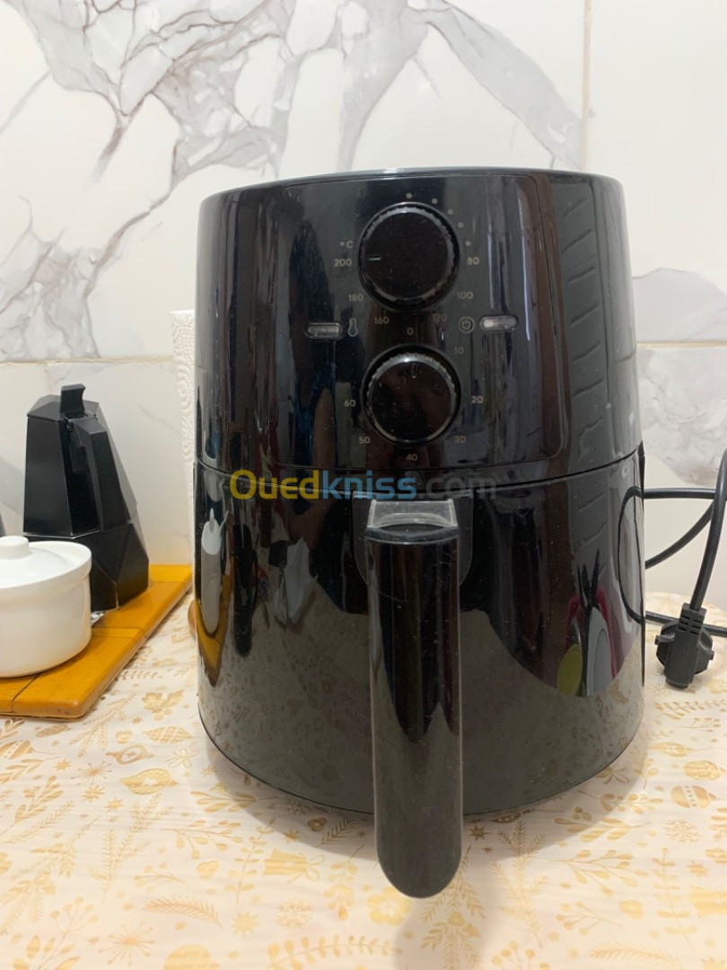 Air fryer مقلاة هوائية