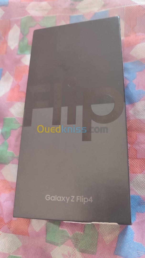 Samsung Z flip4