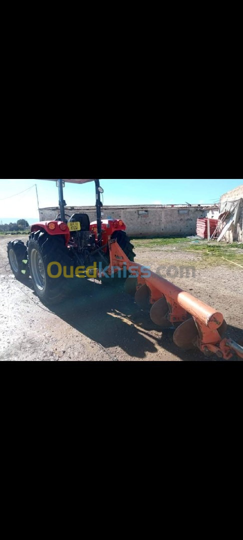 440 Massey Ferguson 2014