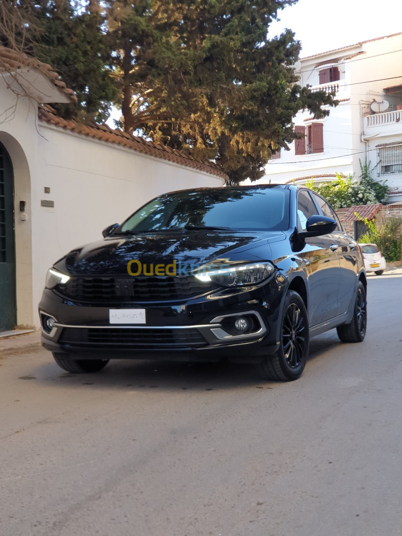 Fiat TiPO 2024 LIFE