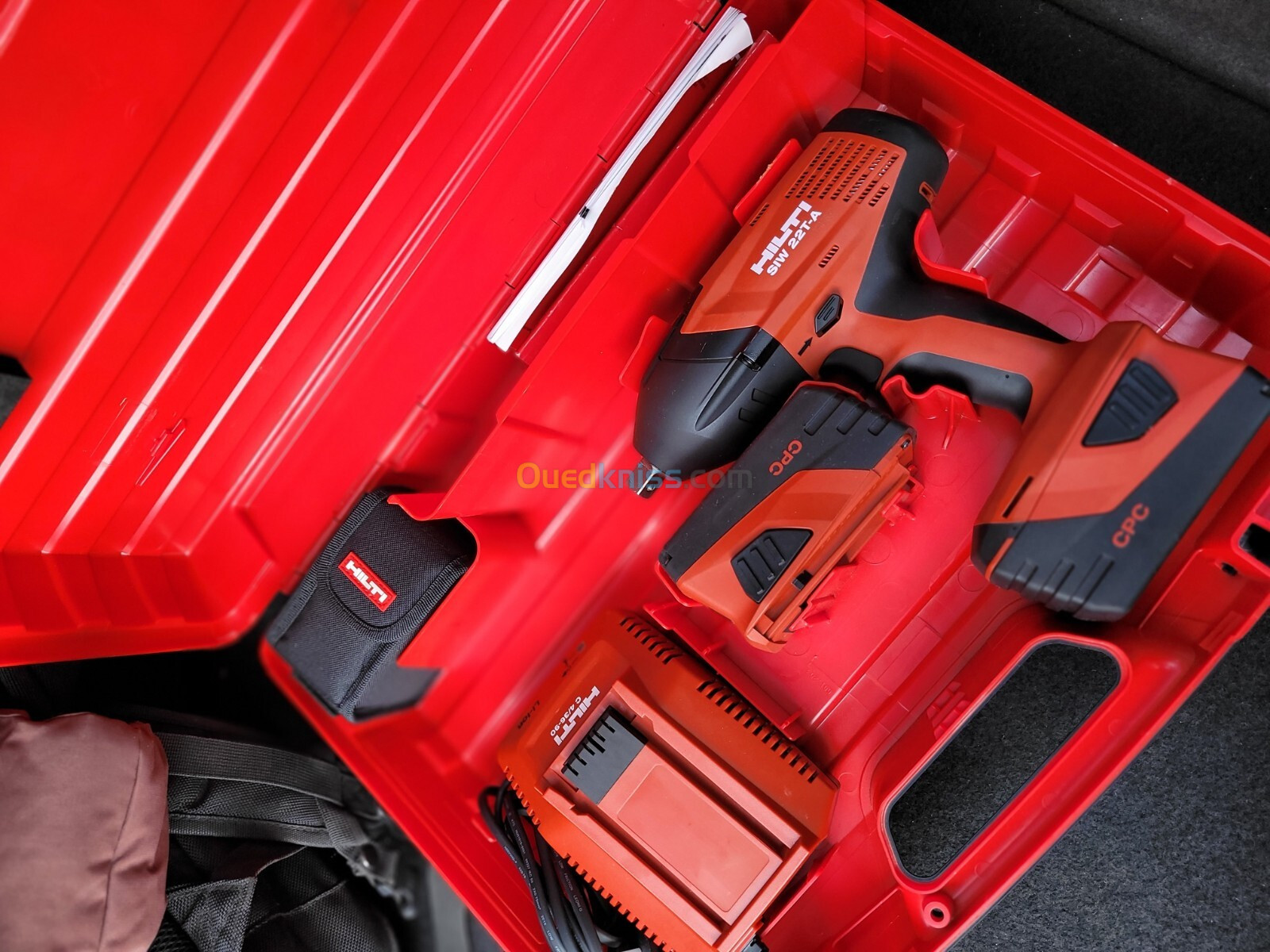 Boulonneuse HILTI sans fil