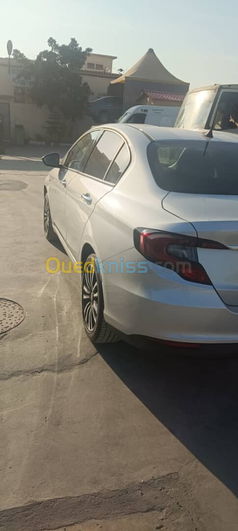 Fiat TIPO 2023 LIFE