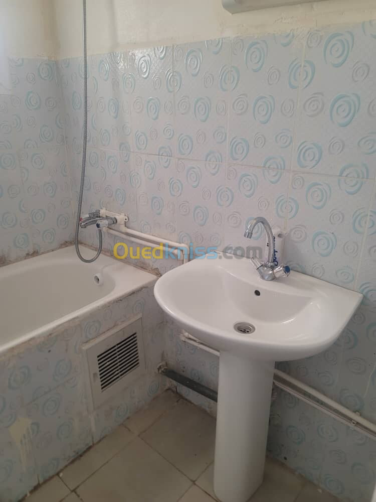 Location Appartement F3 Alger Ain benian