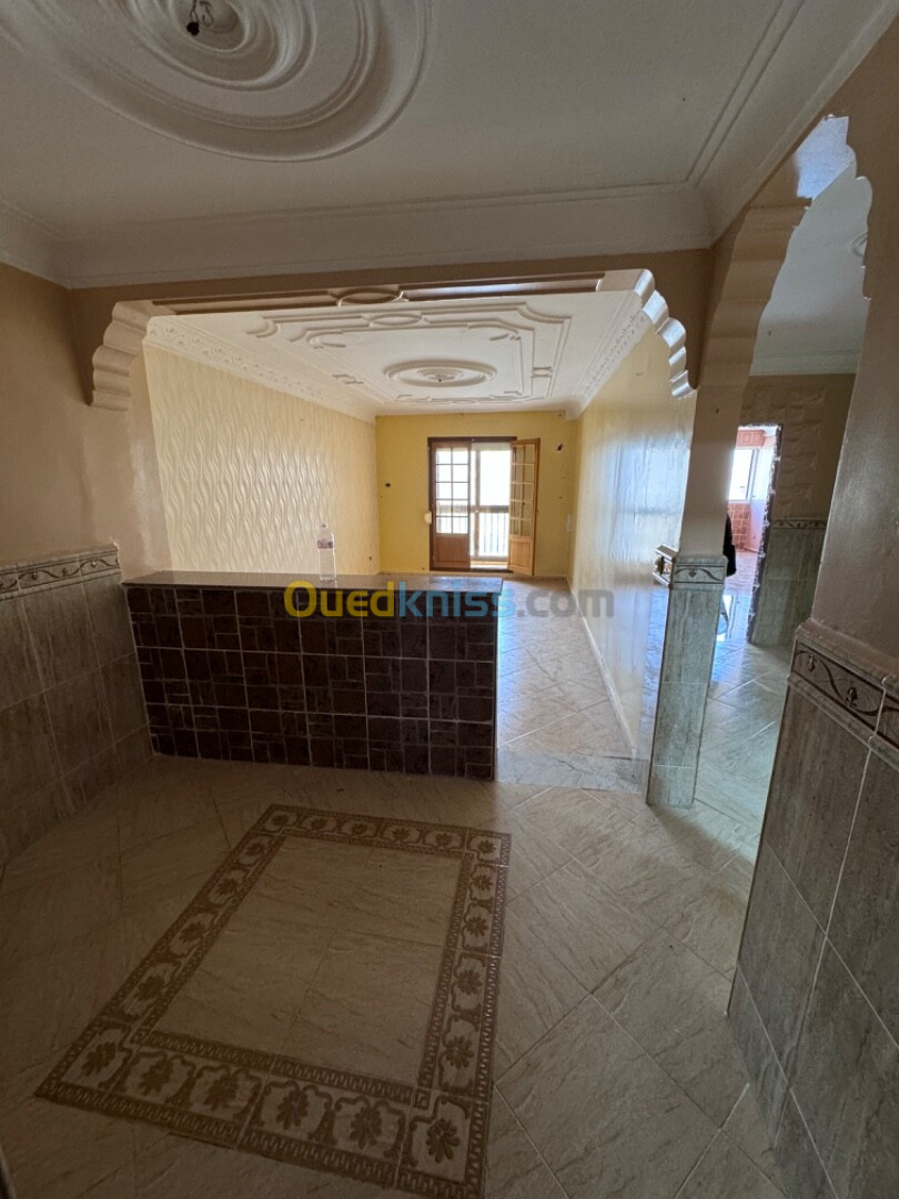 Location Appartement F5 Annaba Annaba