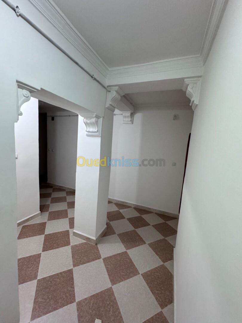 Location Appartement F4 Annaba Annaba