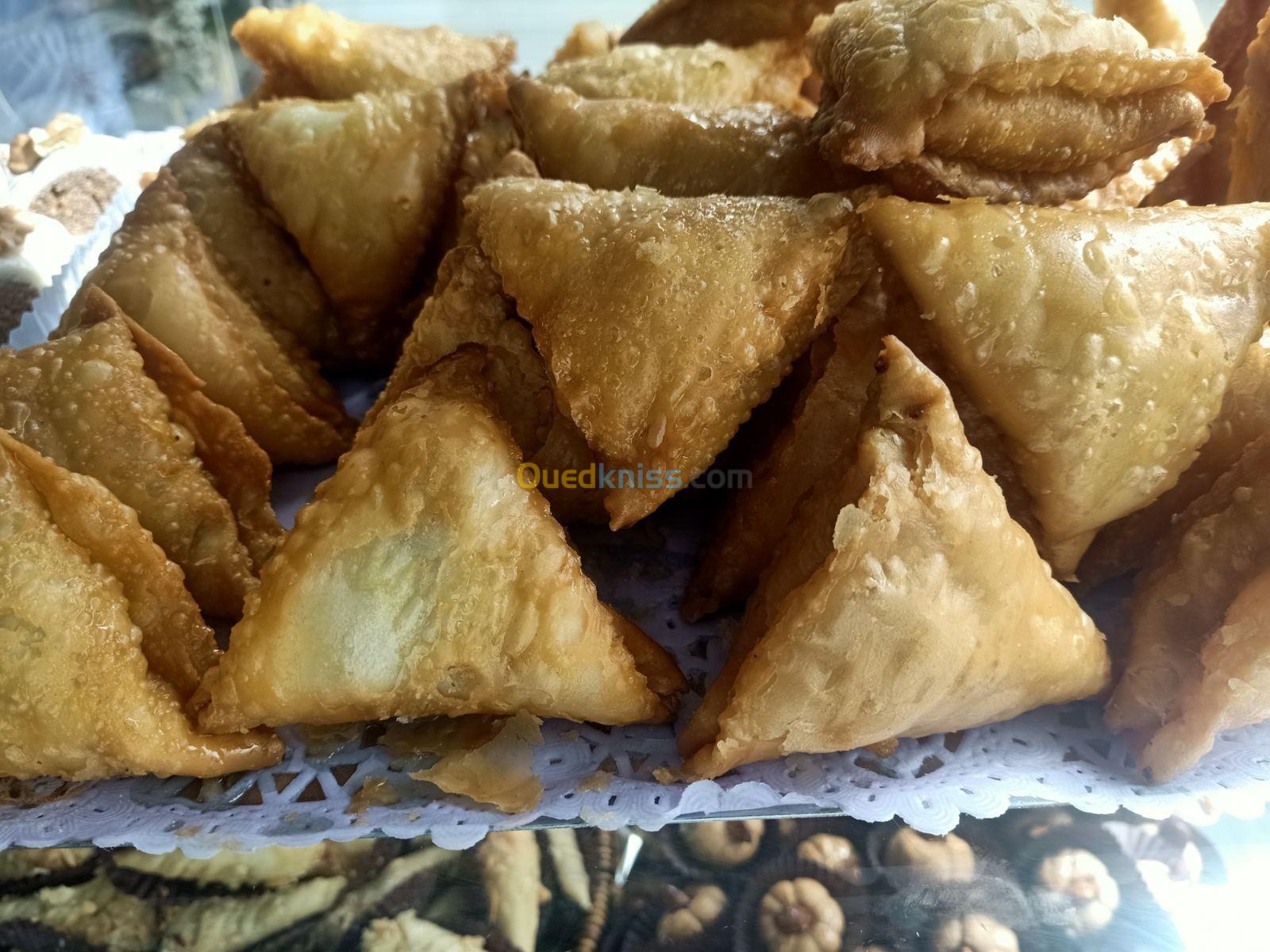 Gâteaux traditionnels حلوة اللوز بسعر لوز