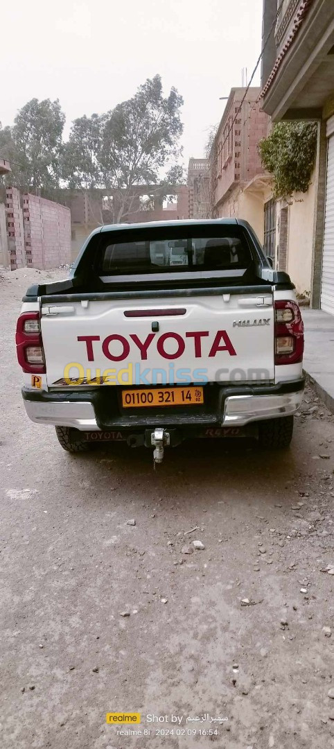 Toyota Hilux 2021 