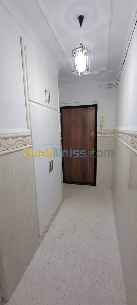 Location Appartement F3 Alger Bordj el bahri