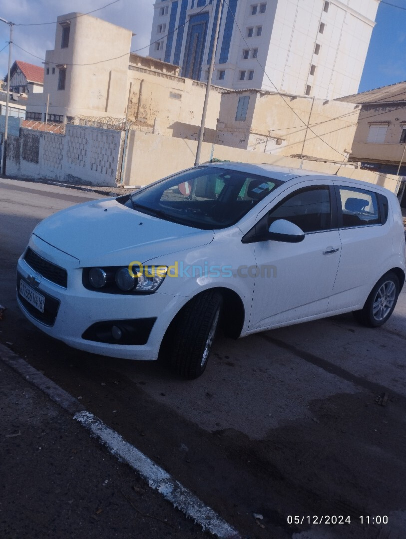 Chevrolet Sonic Hatchback 2014 Sonic Hatchback