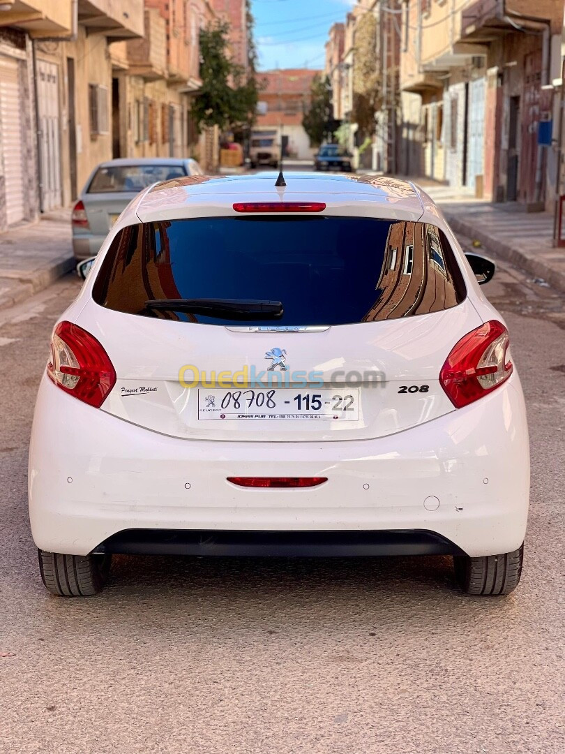 Peugeot 208 2015 Allure