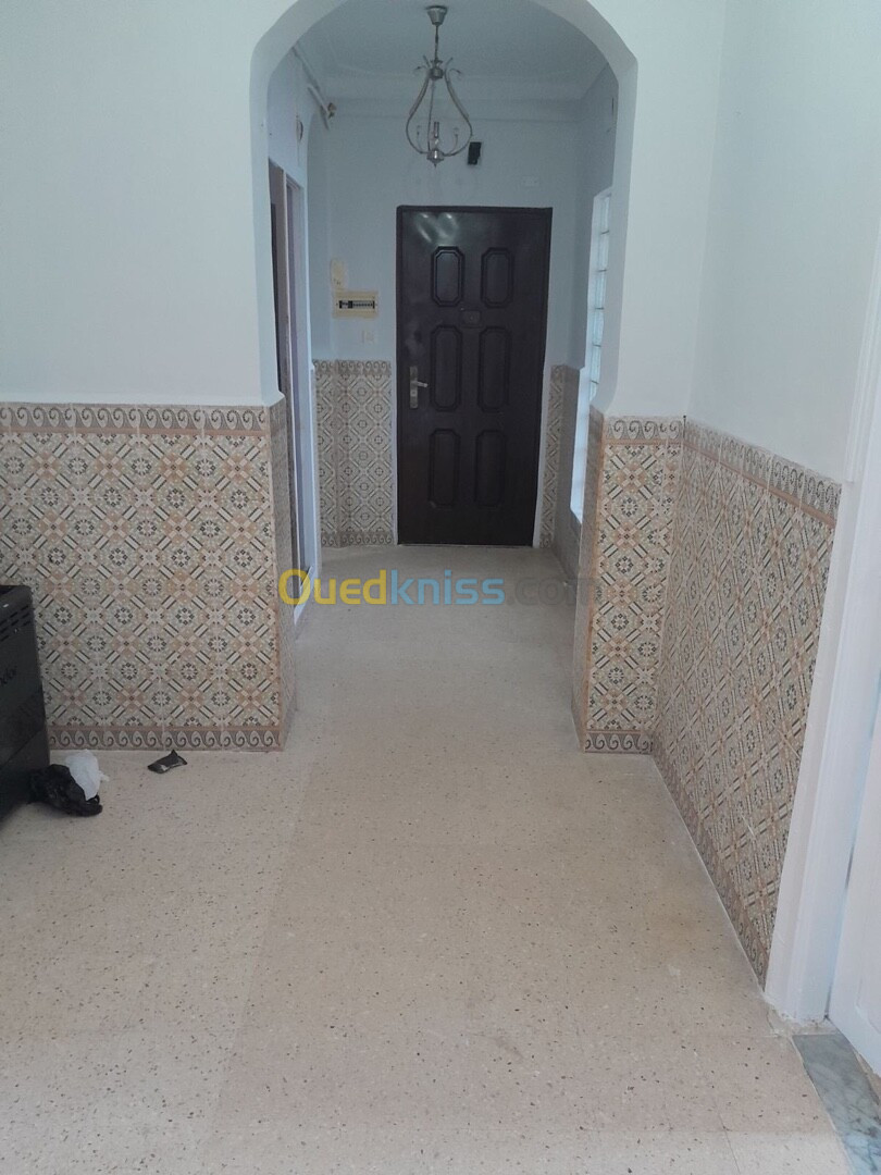 Location Appartement F3 Alger El achour