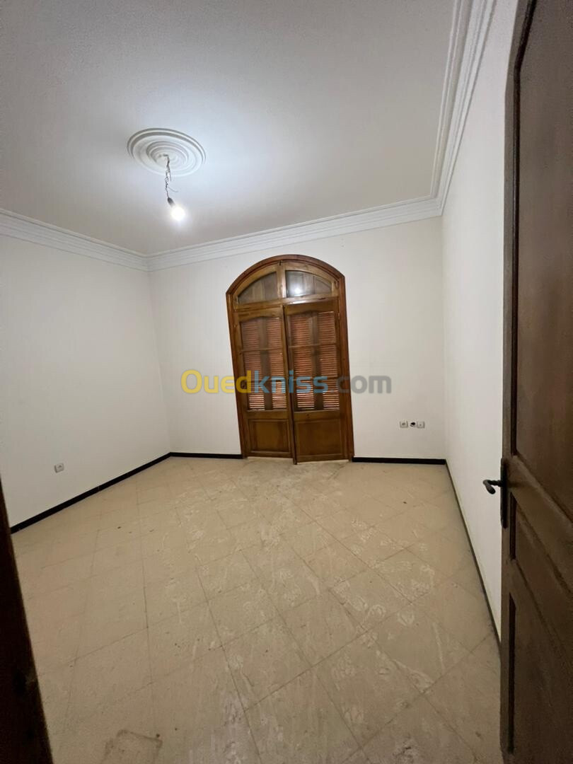 Location Niveau De Villa F3 Alger El achour