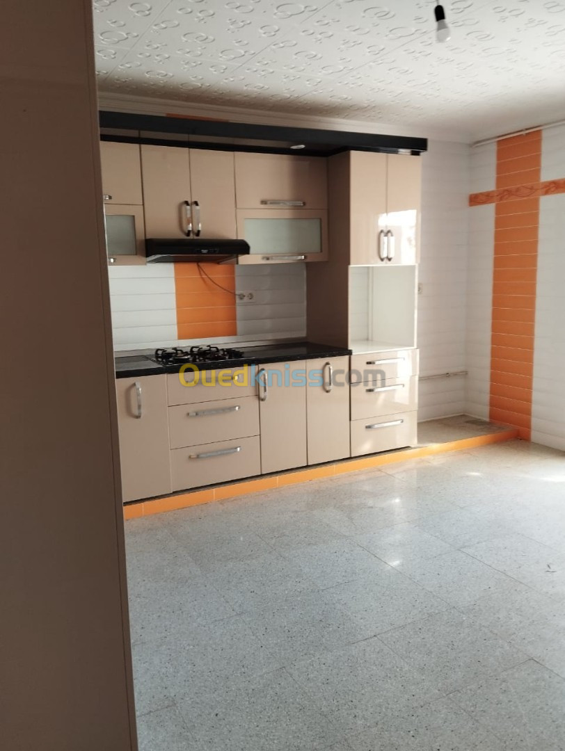 Location Appartement F3 Alger Ain naadja