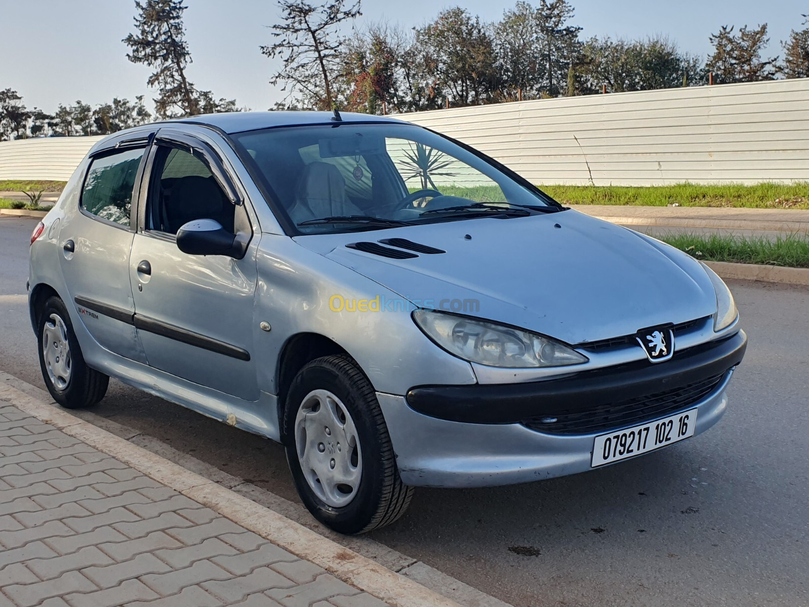 Peugeot 206 2002 La baz