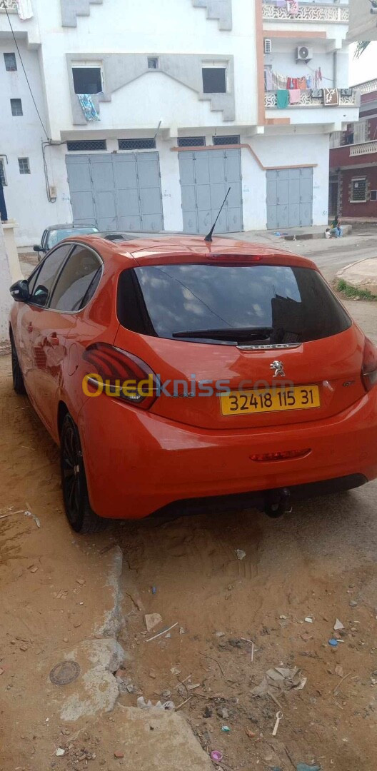 Peugeot 208 2015 Allure Facelift