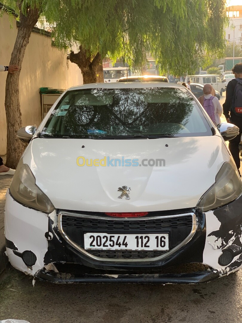 Peugeot 208 2012 208