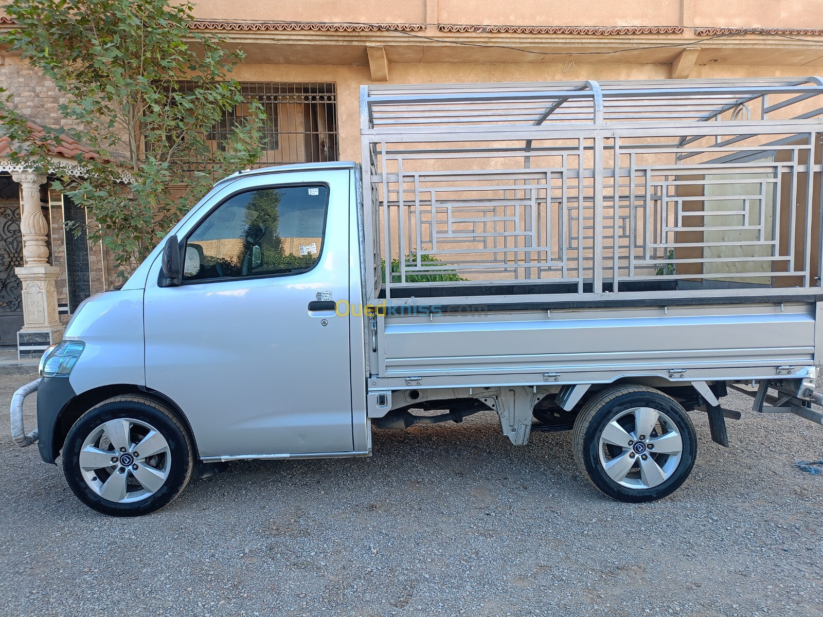 Daihatsu Gran Max 2015 