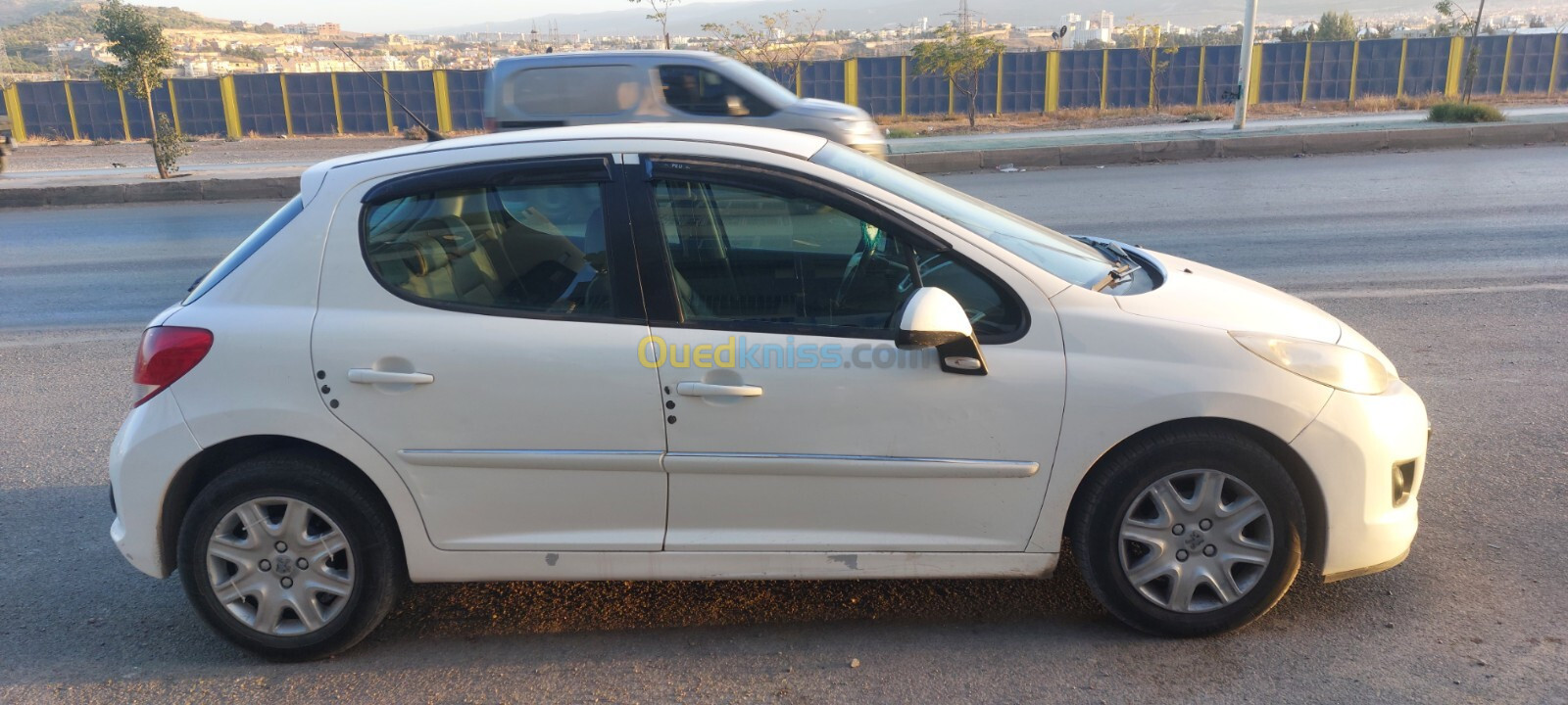 Peugeot 207 plus 2013 207 plus