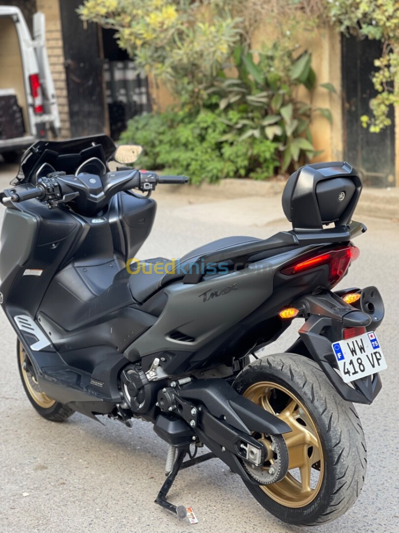 Yamaha Tmax 560 2022