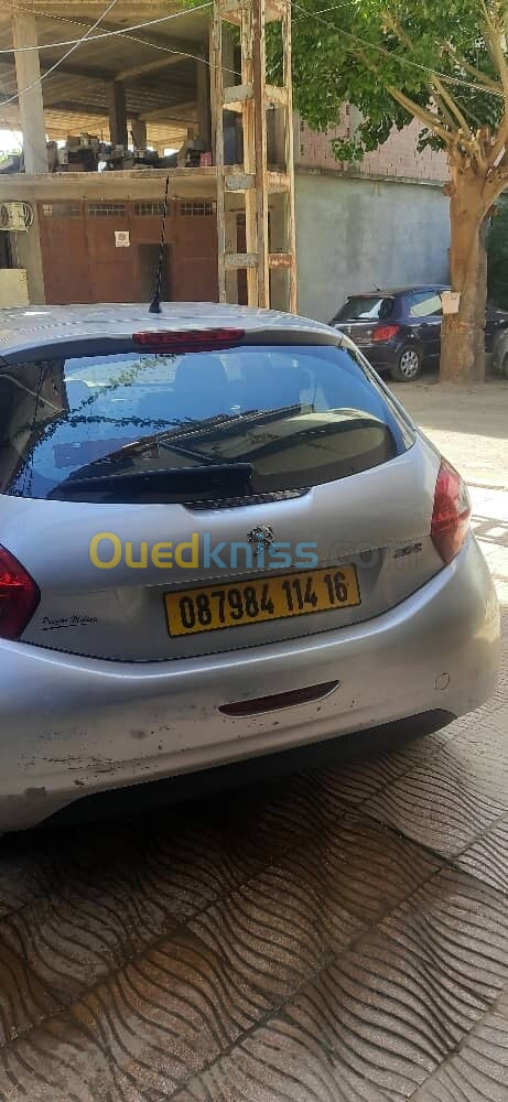 Peugeot 208 2014 Access