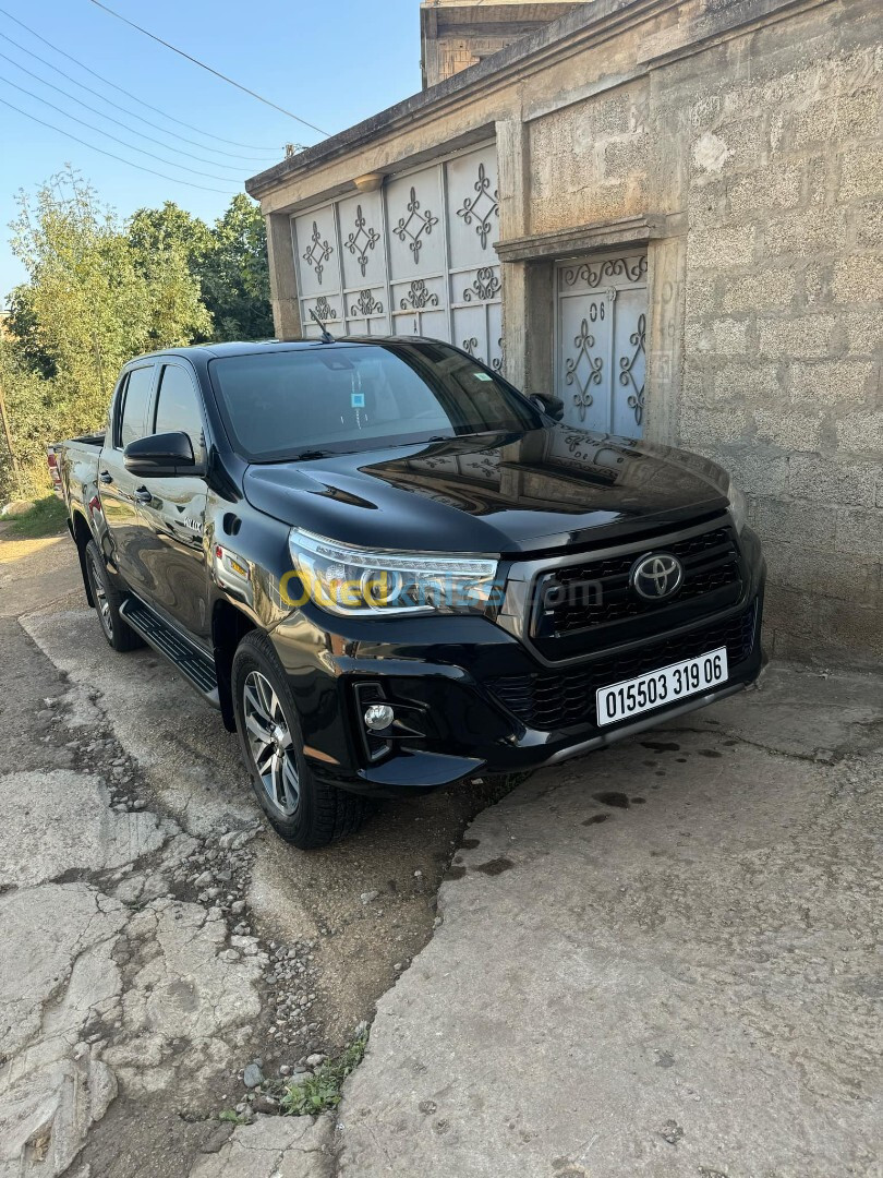 Toyota Hilux 2019 LEGEND DC 4x4 Pack Luxe