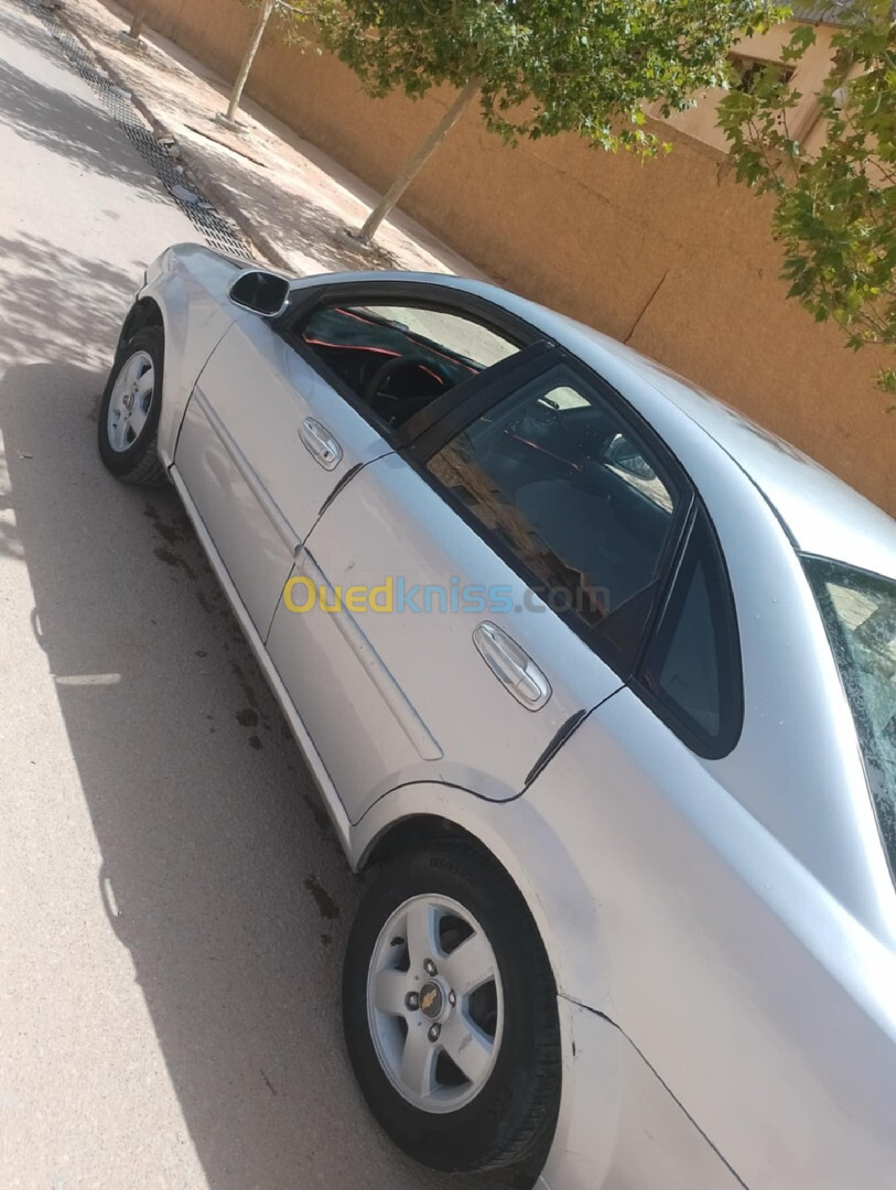 Chevrolet Optra 4 portes 2010 