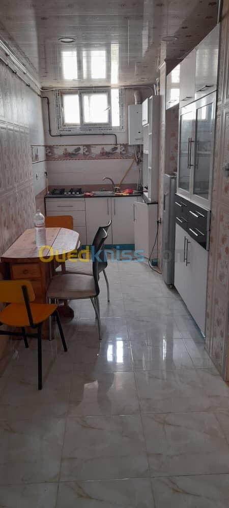 Location vacances Appartement F2 Chlef Sidi abderrahmane