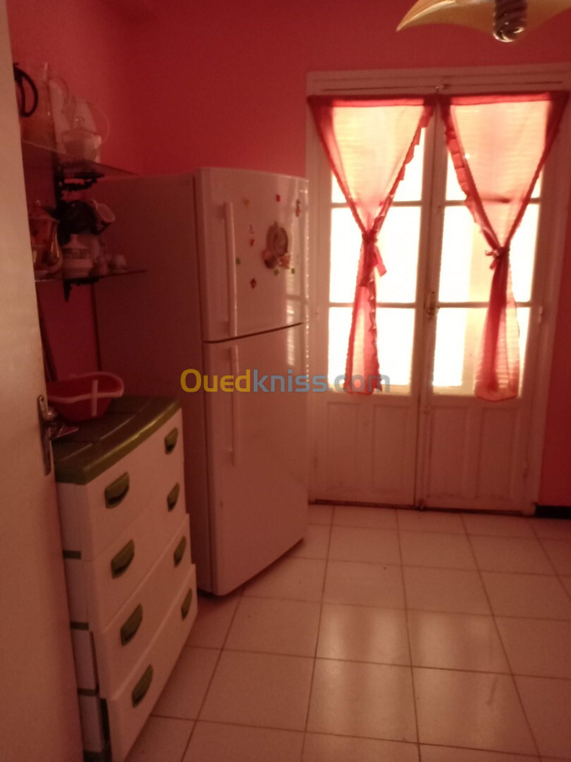 Location Appartement F3 Oran Ain el turck