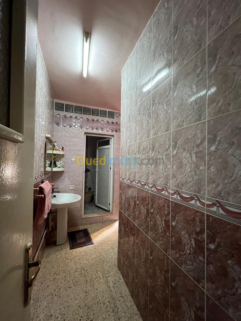 Vente Appartement F5 Tipaza Bou ismail