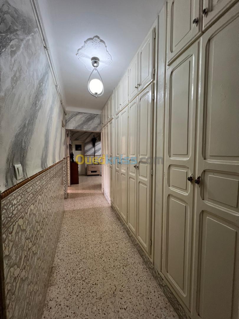 Vente Appartement F5 Tipaza Bou ismail